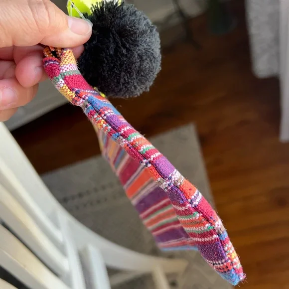 Women's Zipper Pouch - Picture 8 of 11